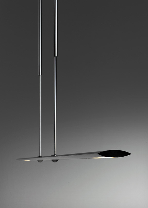 Moderne LET D Hängeleuchte von Baltensweiler, silberfarben, mit schlankem Design und direkter Beleuchtung für stilvolle Innenräume.