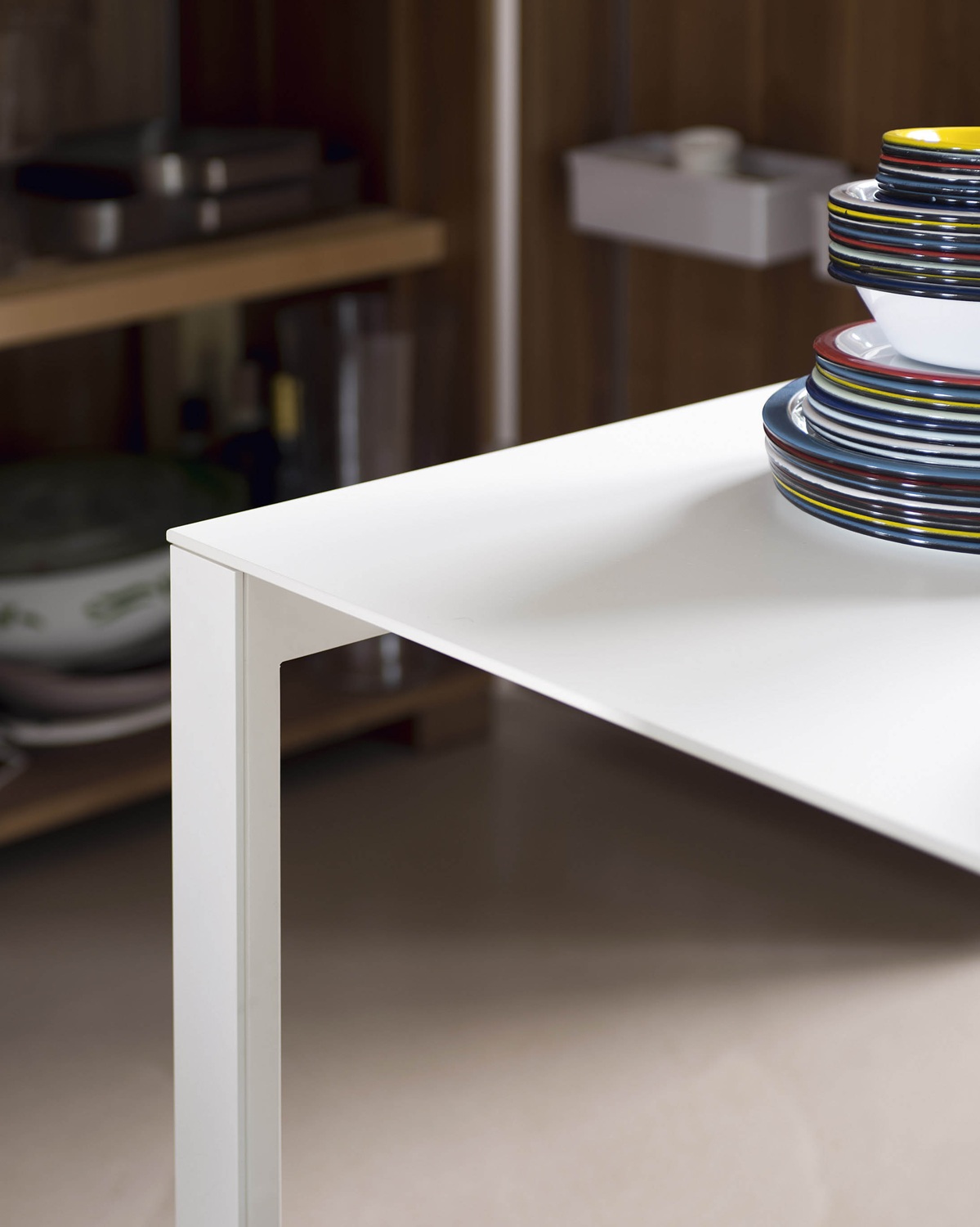 Thin-K Fix Indoor Table Kristalia