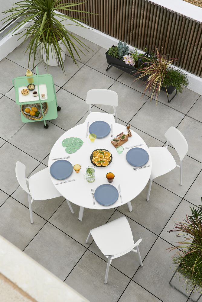 SO'O Outdoor Dining Table Fermob SO'O Outdoor Dining Table Fermob