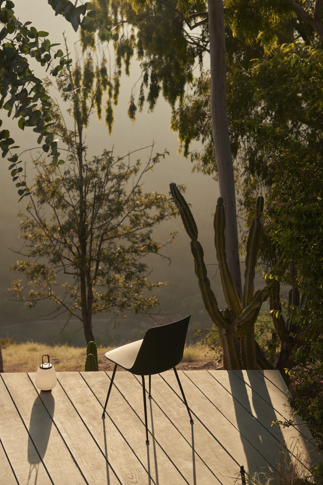 Rely HW70 Outdoor Chair Chair AndTradition