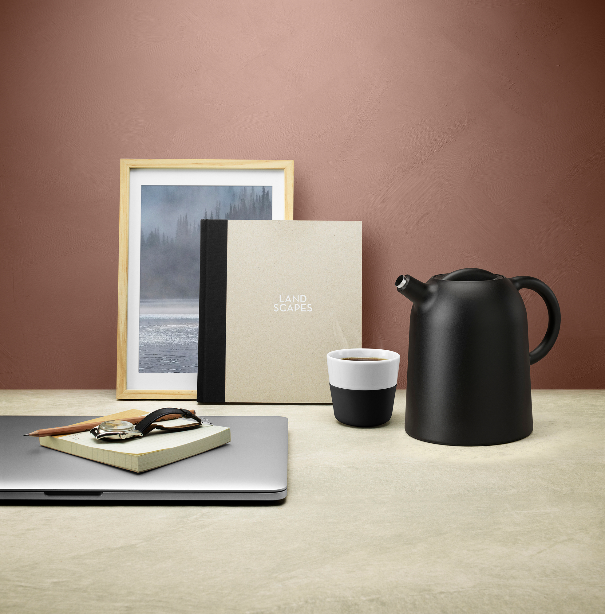 Vacuum jug 1.0l black Eva Solo