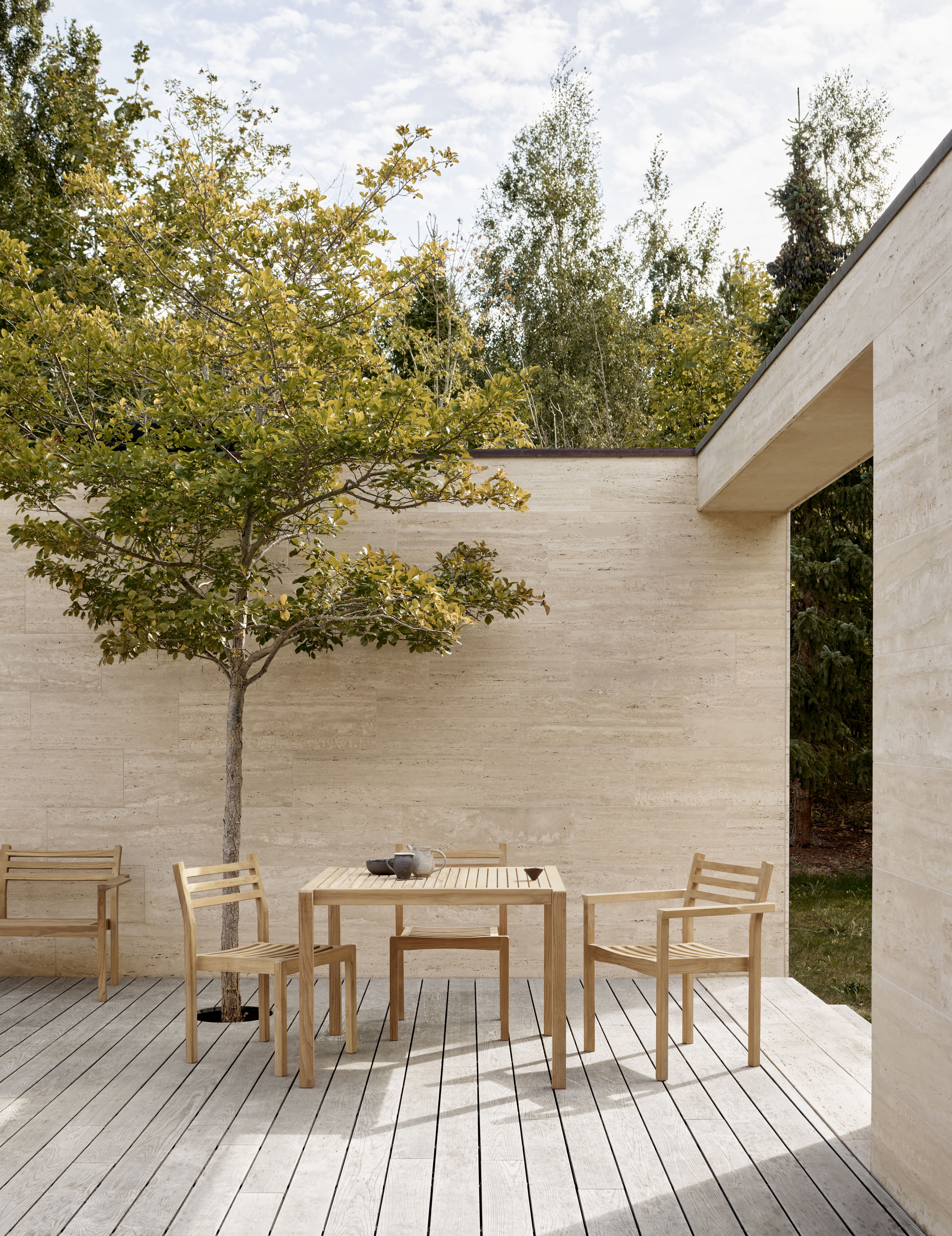 AH902 Outdoor dining table Carl Hansen & Søn