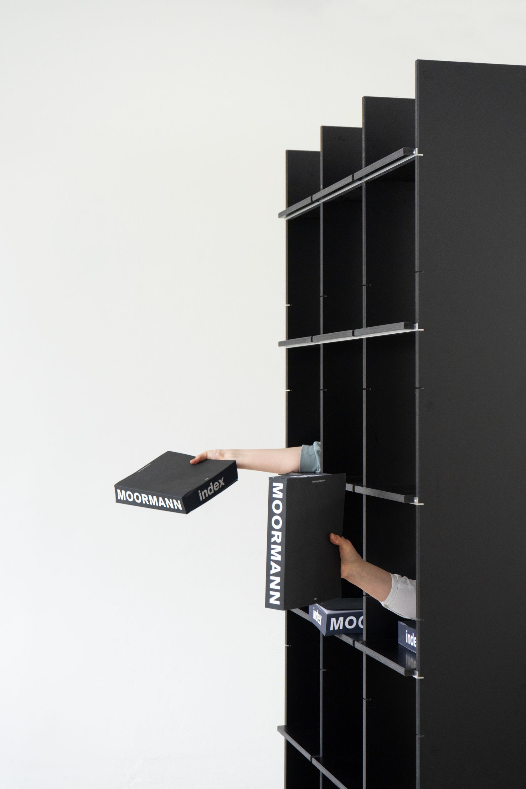 FNP shelf 223 Nils Holger Moormann