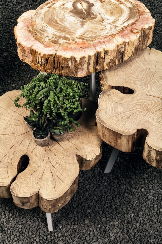 BC 05 Stomp Outdoor Couch / Side Table Janua
