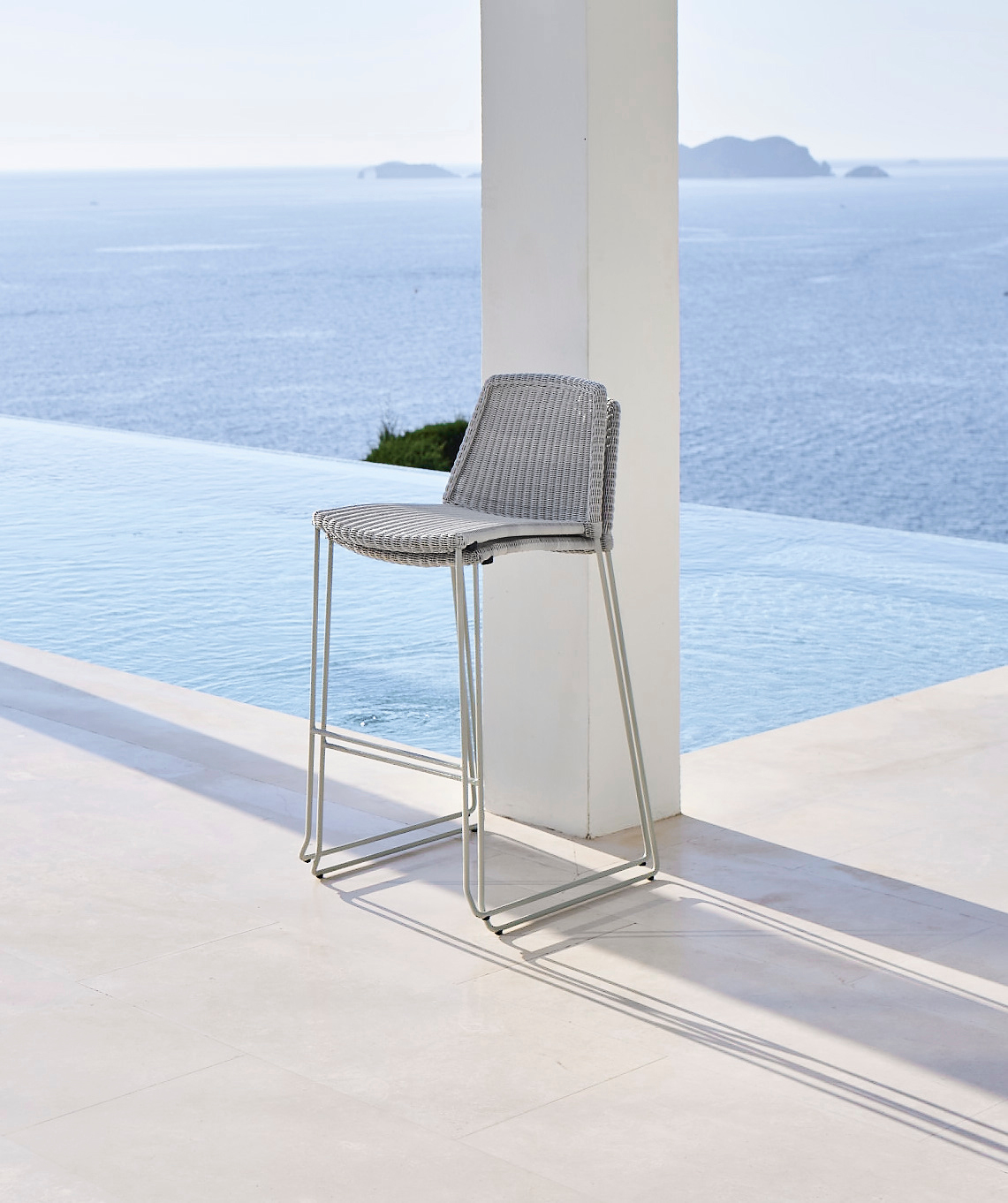 Breeze Outdoor barstool white gray Cane-Line