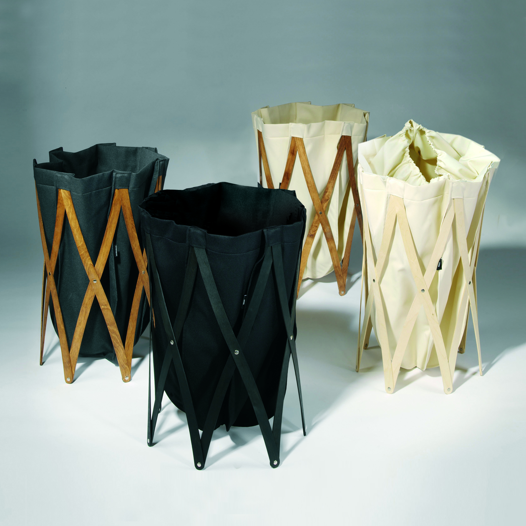 Marie Pi laundry basket BEIGE / PLYWOOD BLACK Klein & More SINGLE PIECE