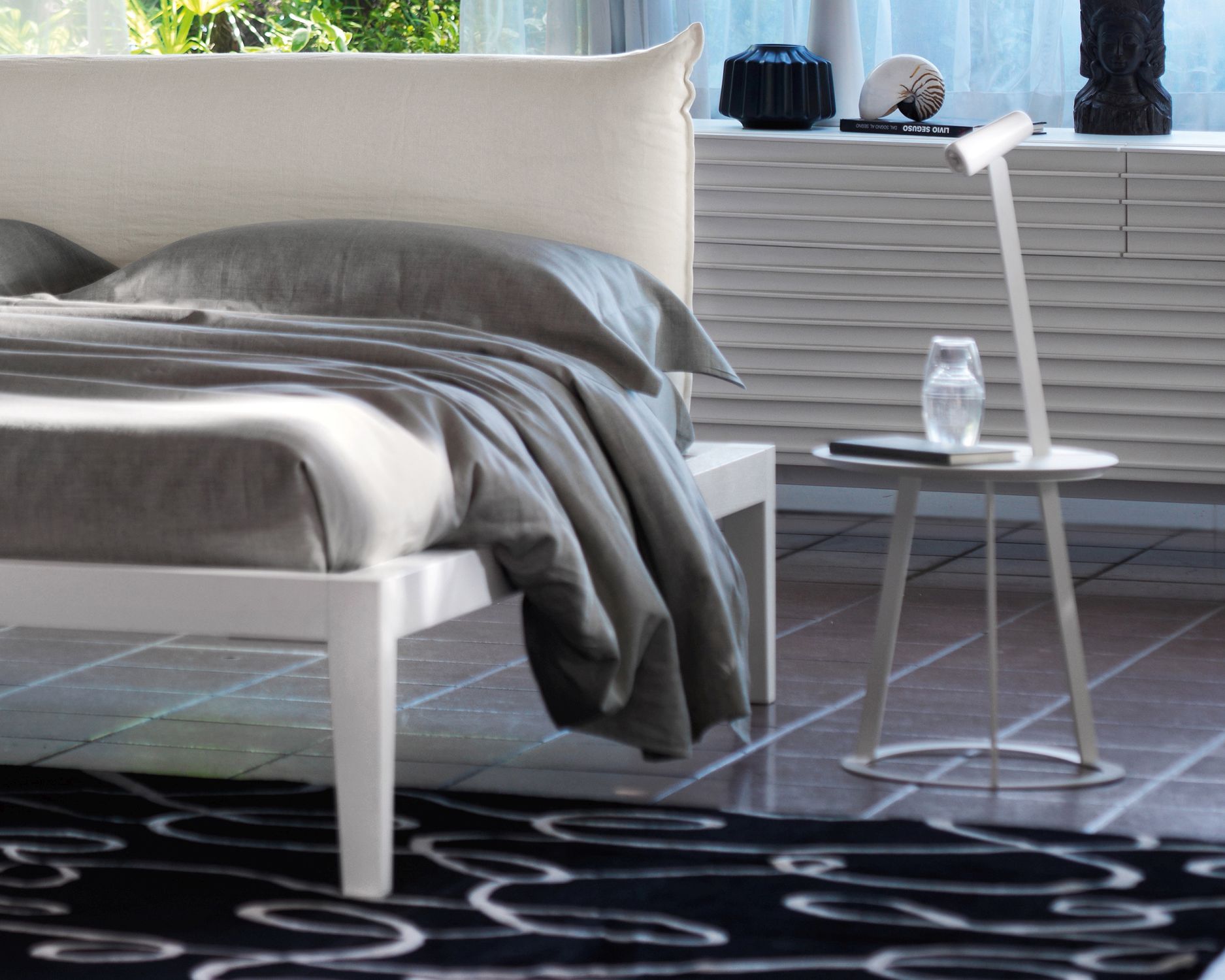 Albino Torcia Side Table white Casamania Horm