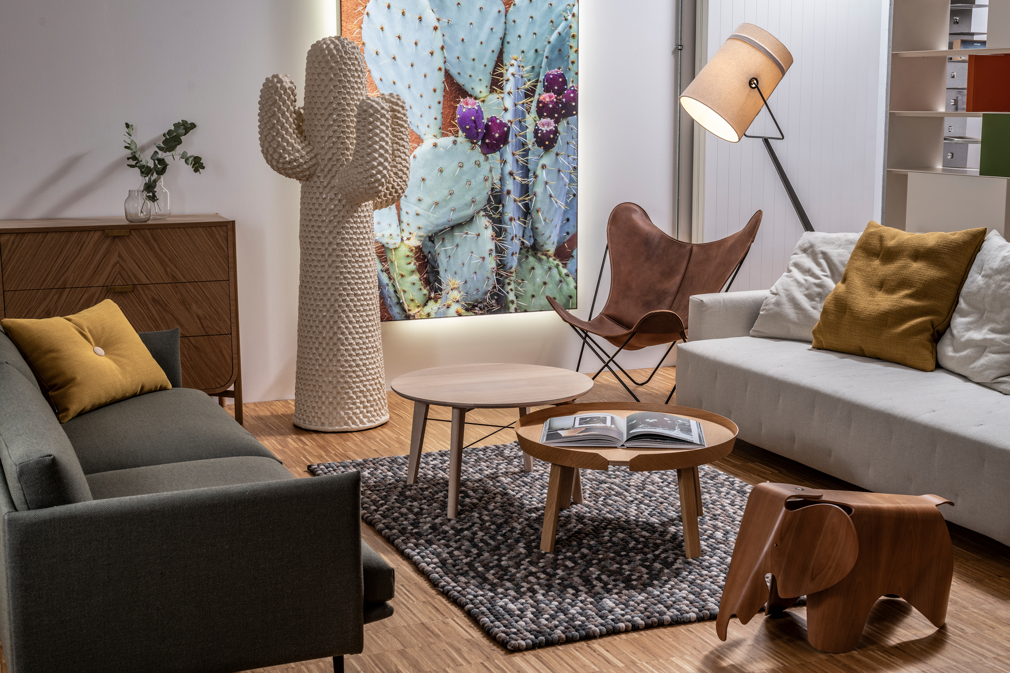 Outline 2-seater sofa Muuto
