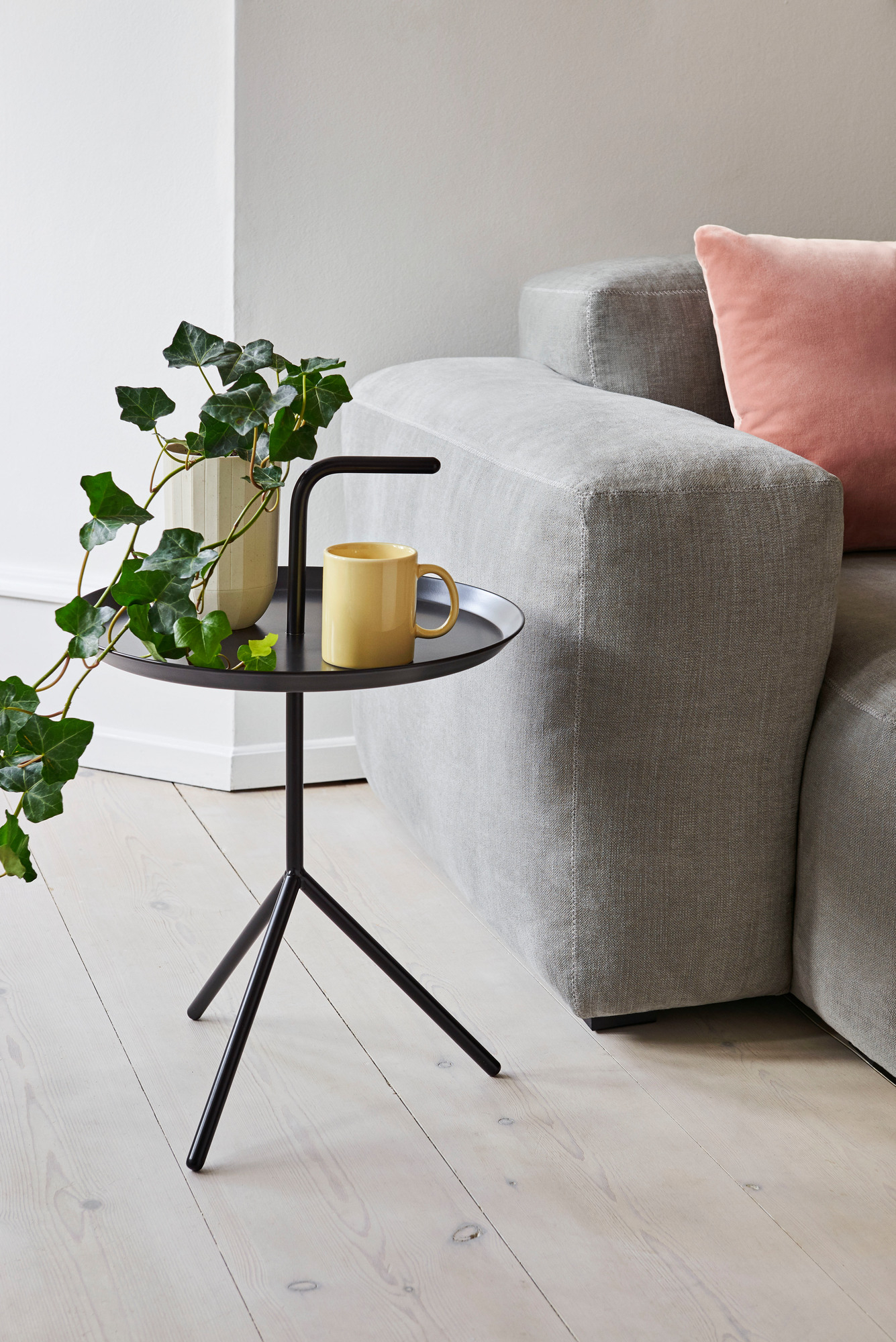 DLM Don´t leave me Side Table Black Hay SINGLE PIECES