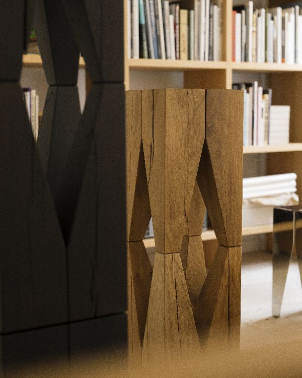 Backenzahn Steel Stool/Side Table e15
