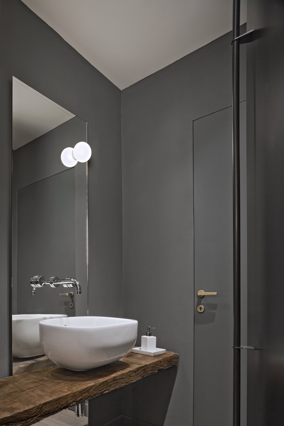 Mini Glo Ball Wall light / ceiling light Flos