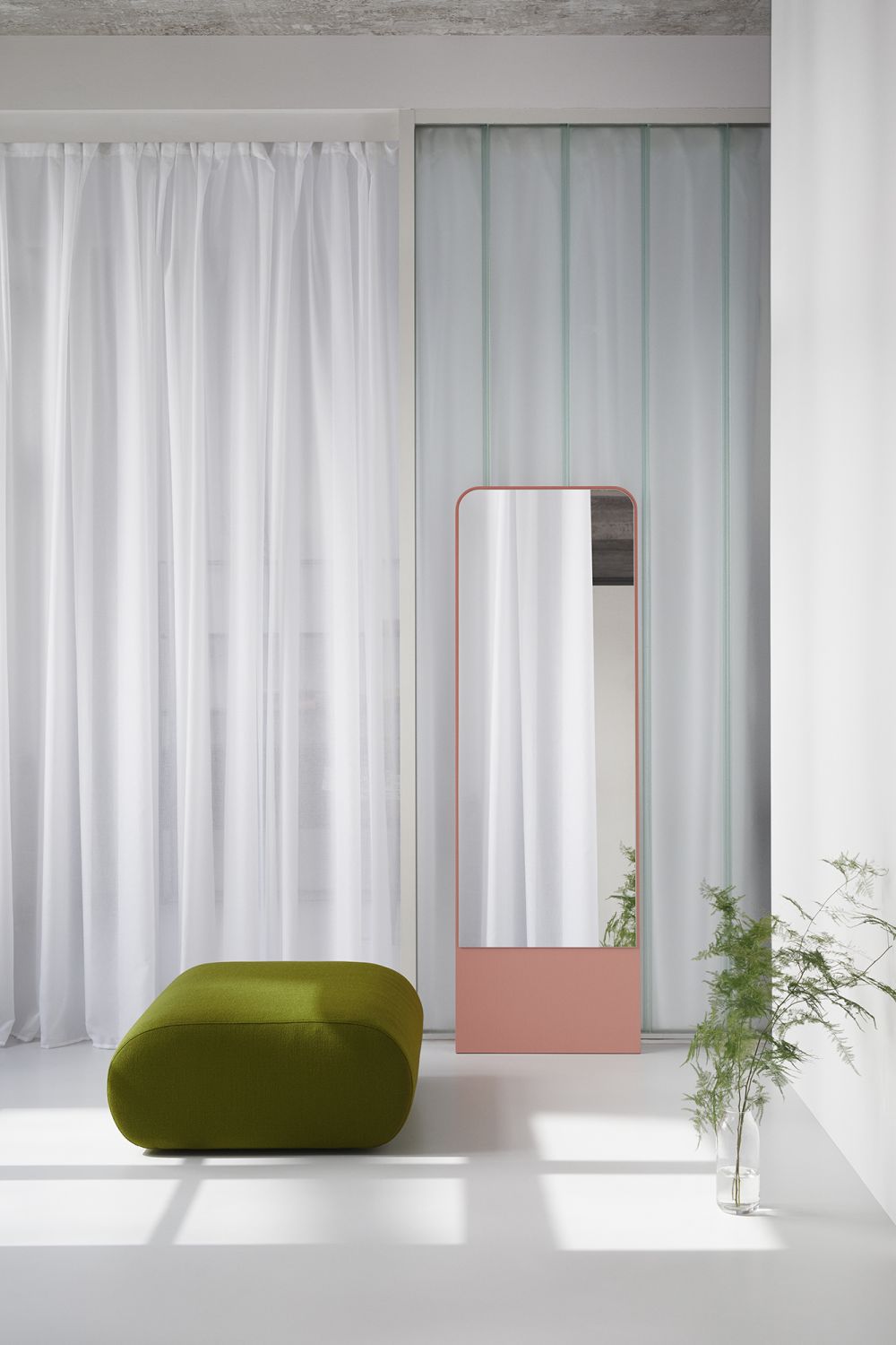 FRIEDRICH Mirror Ash Apricosa OUT