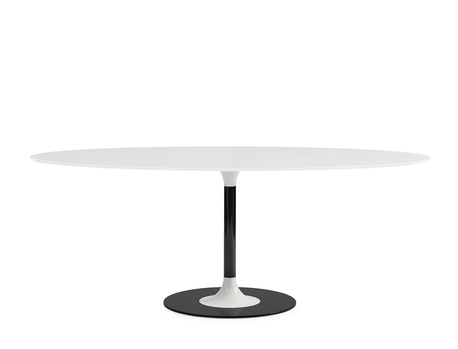 Thierry XXL Tisch Oval white Kartell