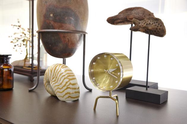 Tripod Clock Table Clock Vitra