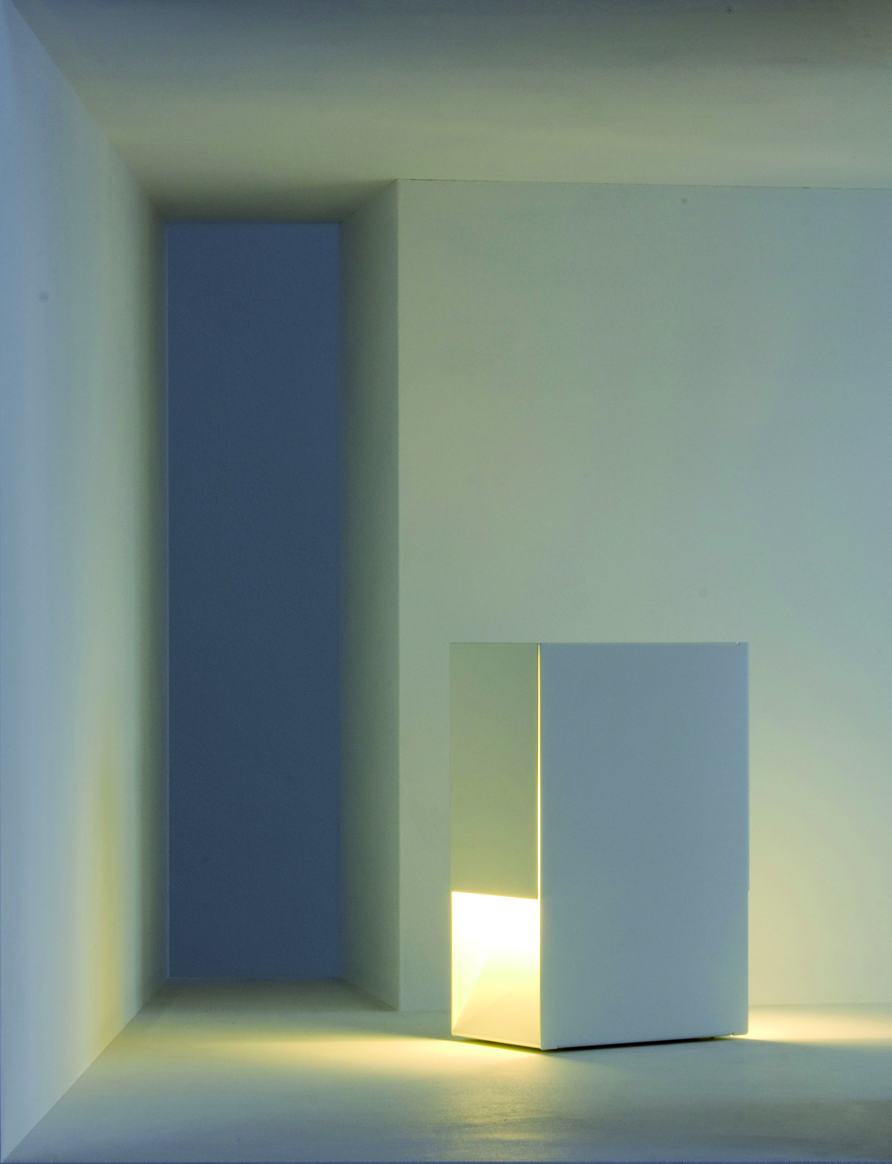 Table lamp Linea1 by Müller Möbelwerkstätten