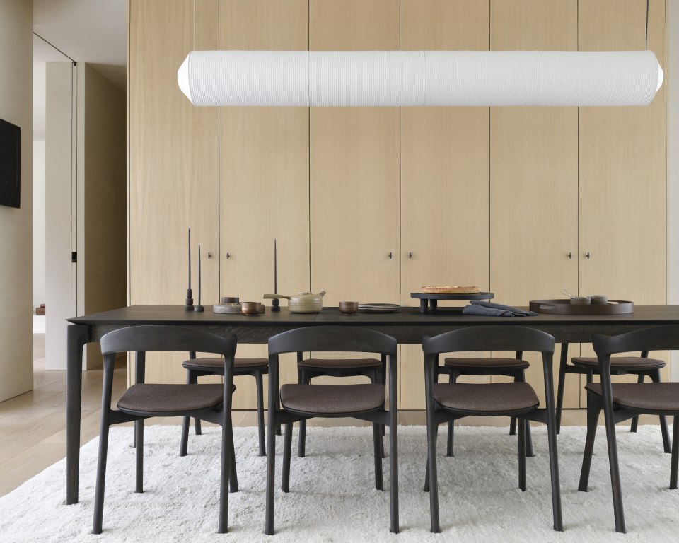 Bok Extendable dining table oak brown Ethnicraft