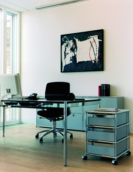 USM Haller Table 150 x 75 cm pearl grey QUICK SHIP