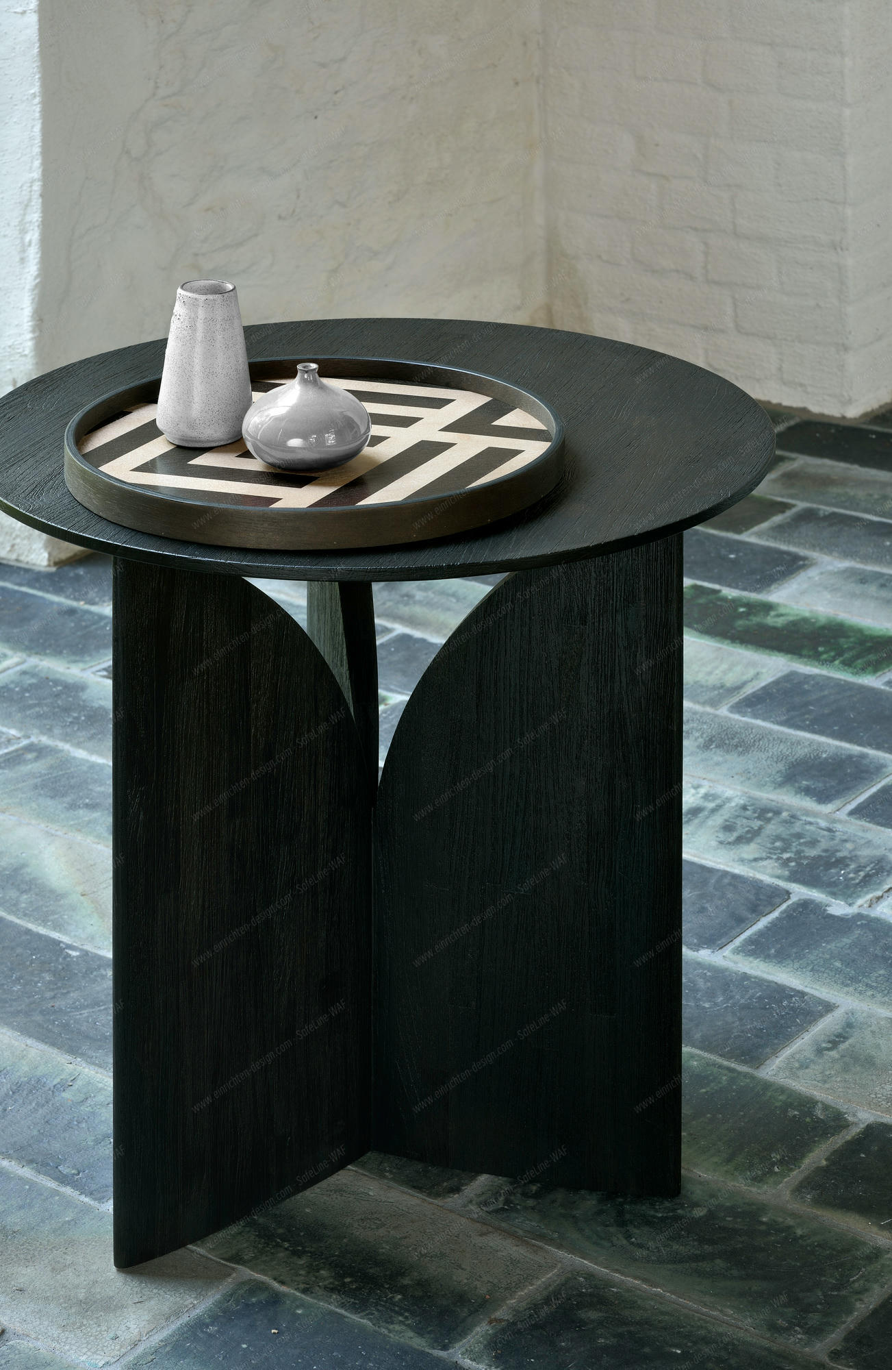 Teak Fin Side Table Black Painted Ethnicraft