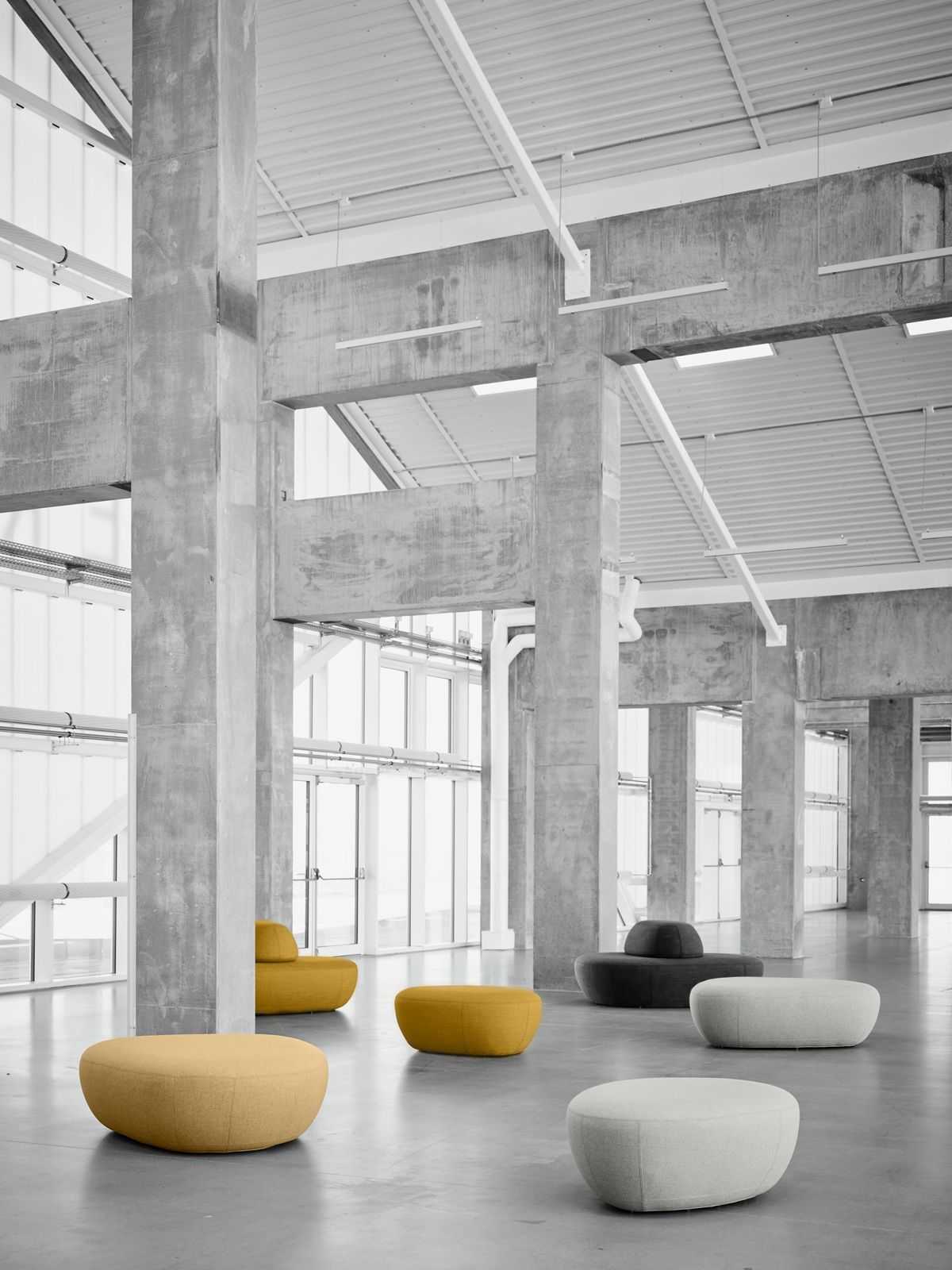 Sisters pouf stool Softline