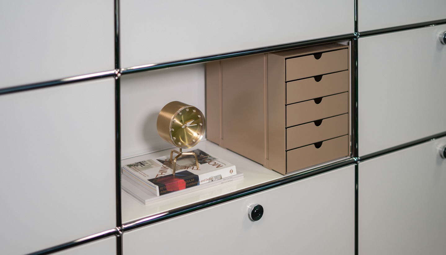 USM Haller Inos box set C4 with 5 closed trays Home Office