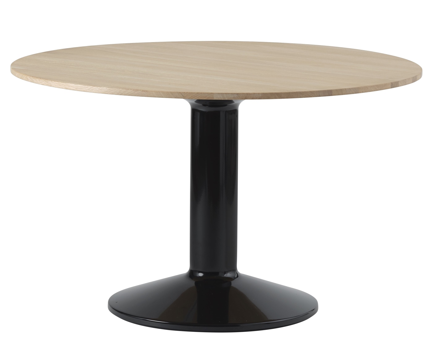MIDST Table Esstisch von Muuto: Runder Holztisch mit schwarzem, trompetenförmigem Fuß für Esszimmer und Küche.