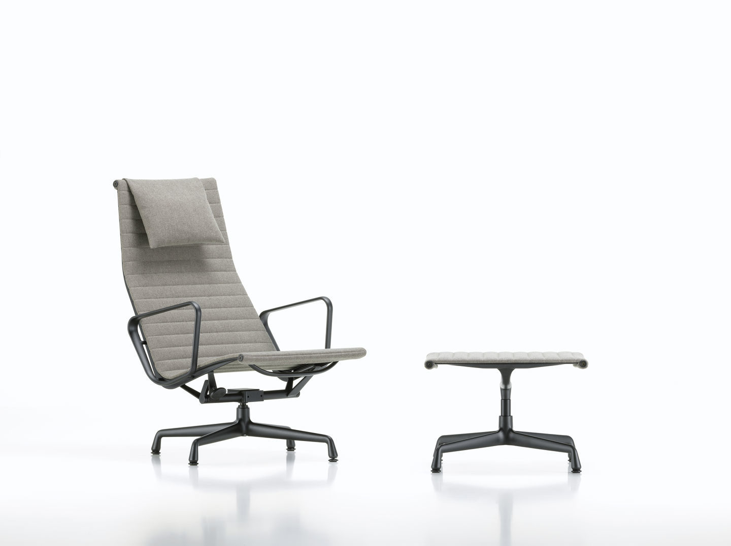Aluminium Chair EA124 / EA 124 Armchair Vitra