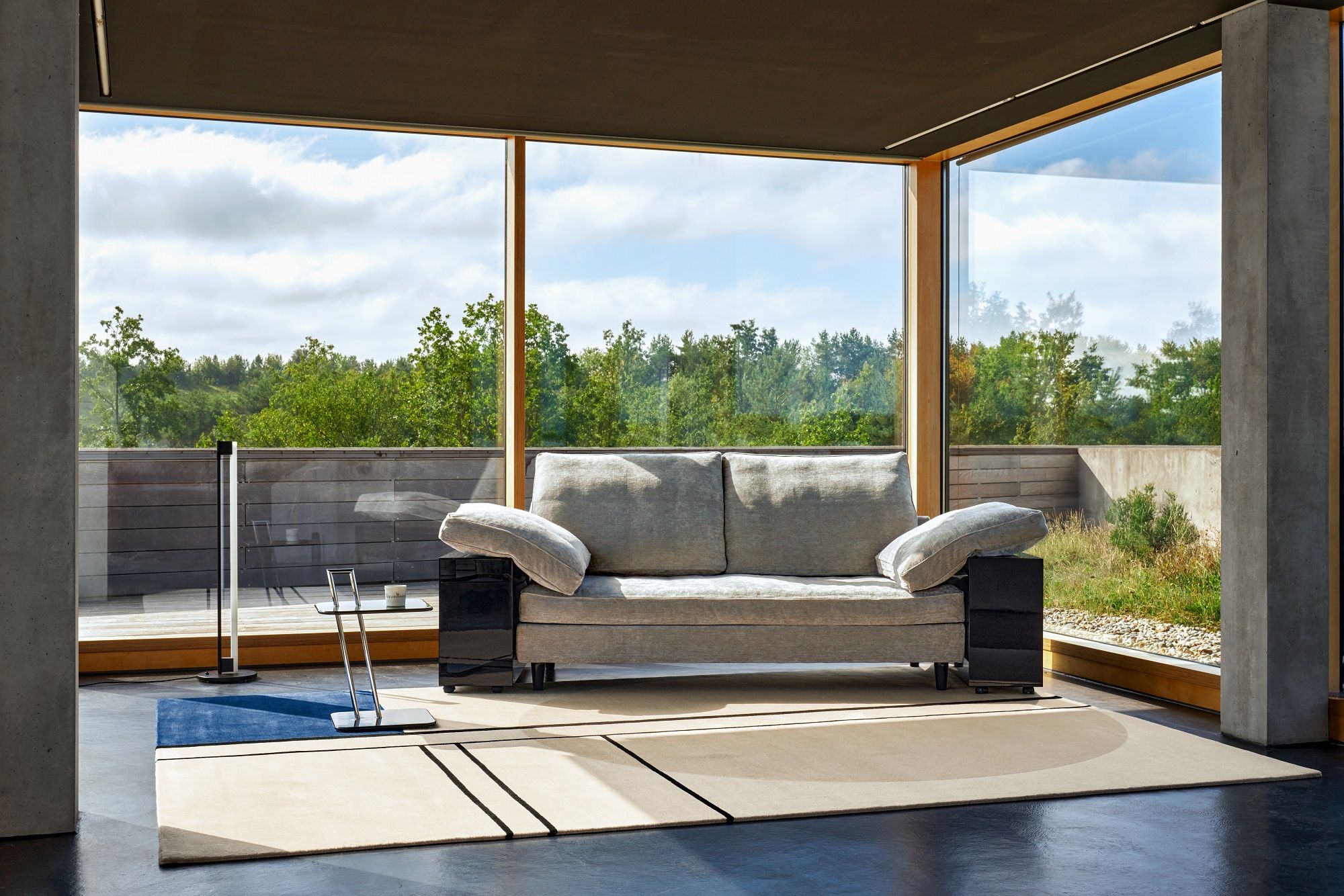 Lota Sofa Classicon