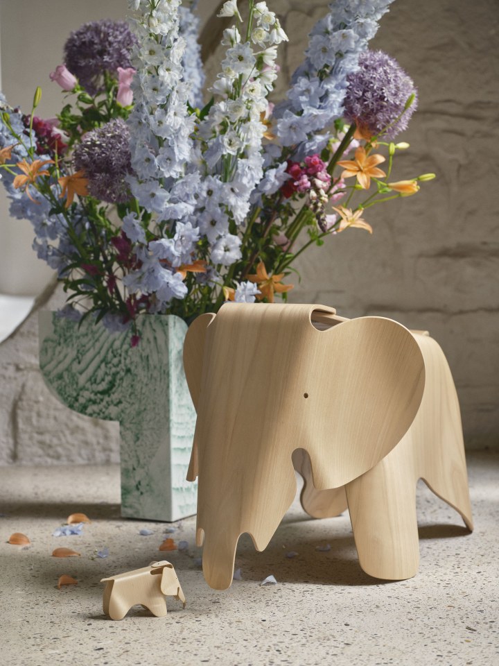 Eames Elephant Plywood Stool Vitra 