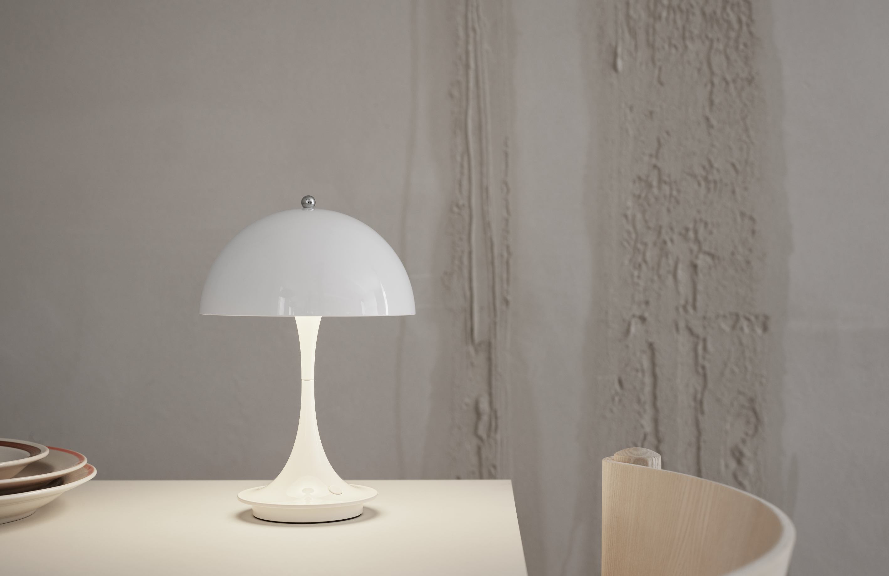 Panthella 160 Portable LED Table lamp Indoor/Outdoor Louis Poulsen Steel white SINGLE PIECES