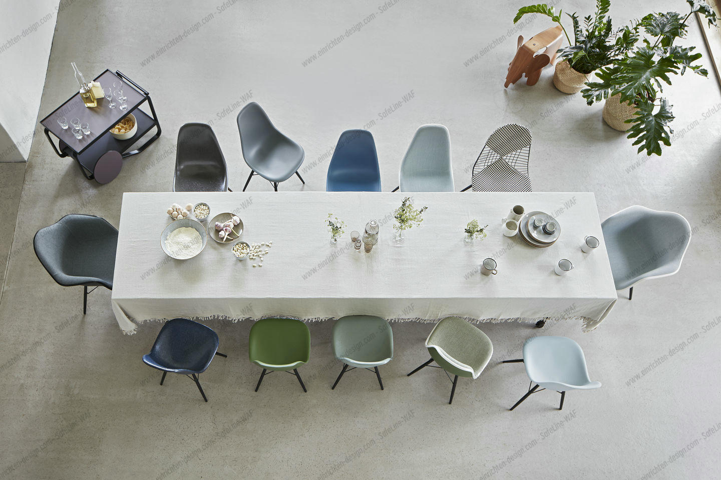 Eames Plastic Side Chair DSW Chair Vitra Ash honey colored - Ice grey