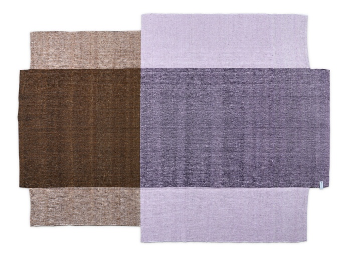 Nobsa Rug Teppich in Rosenblüte und Ocker: Moderner Teppich mit Farbblock-Design für Wohnzimmer.