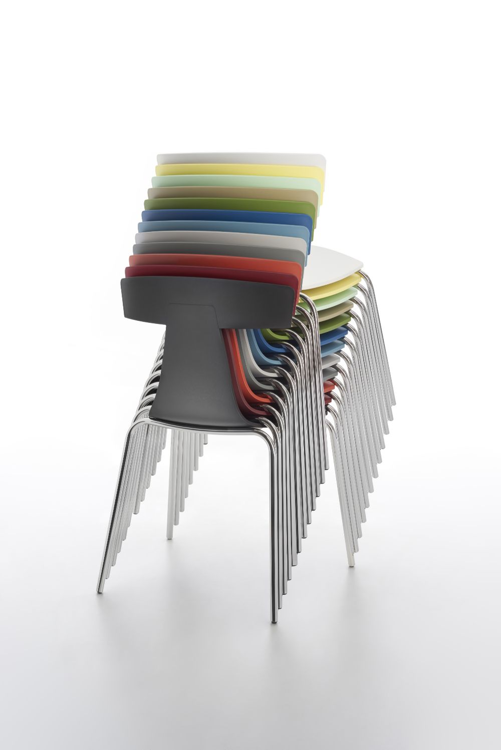 Remo Plastic Chair Plank plastic chair