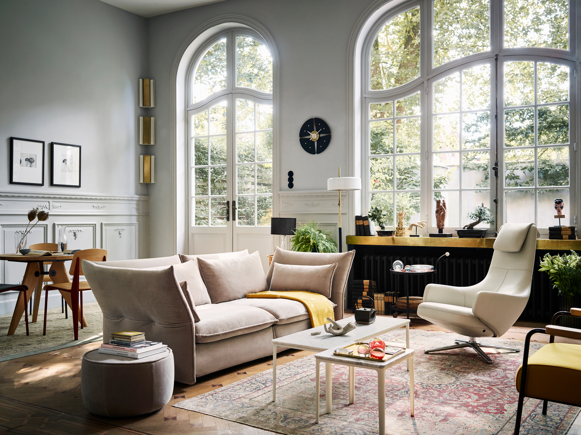 Repos Armchair + Ottoman Vitra