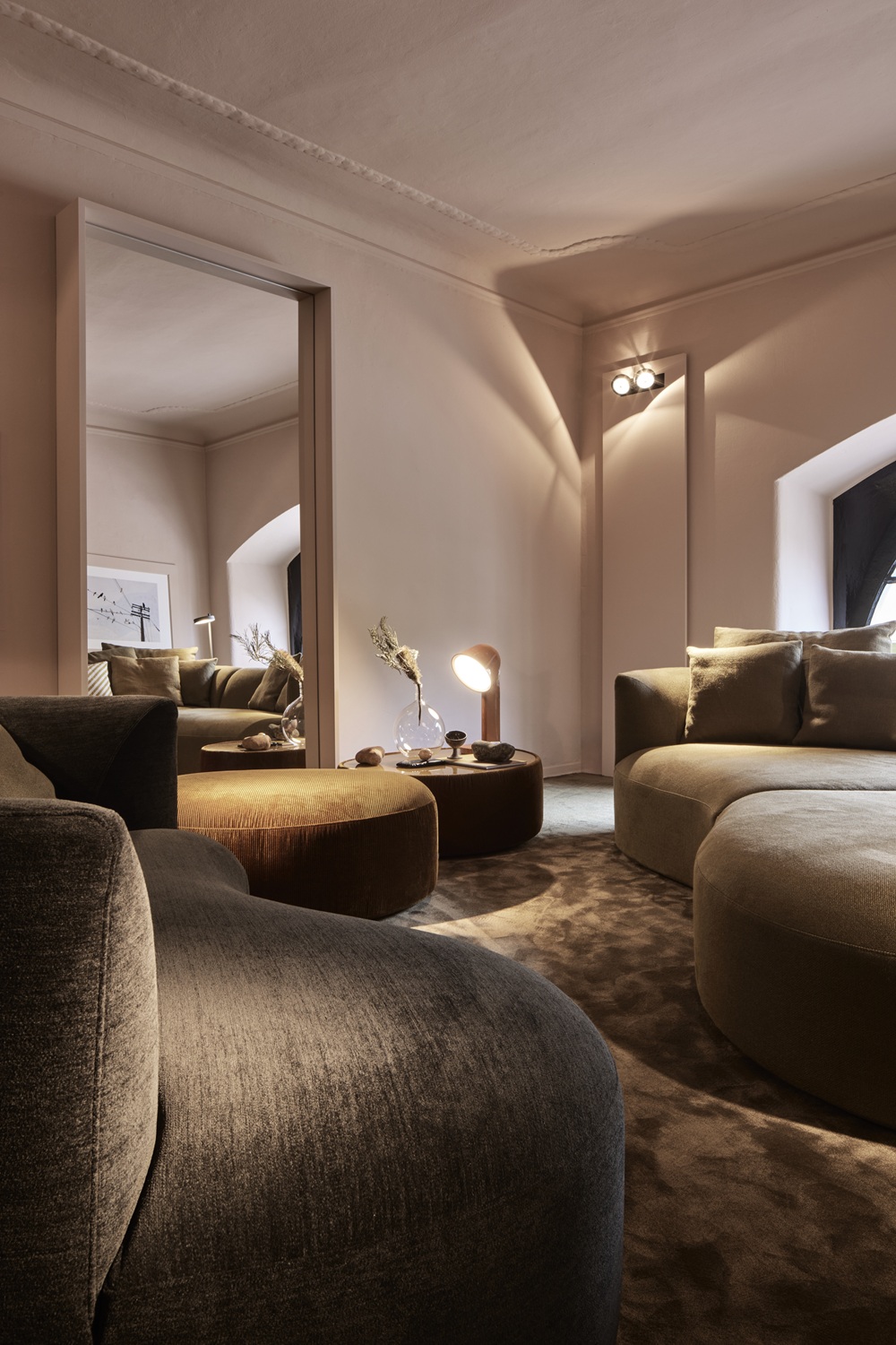 Siwa sofa large with recliner Cor 