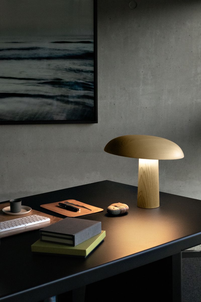 Forma Table lamp black ClassiCon