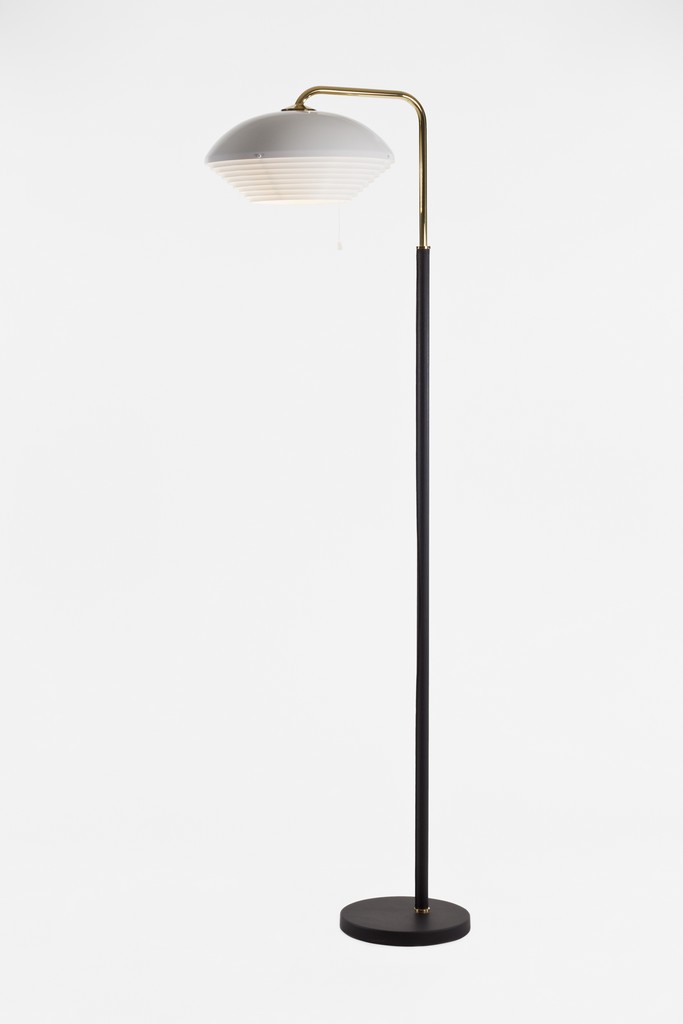 A811 Floor lamp Artek