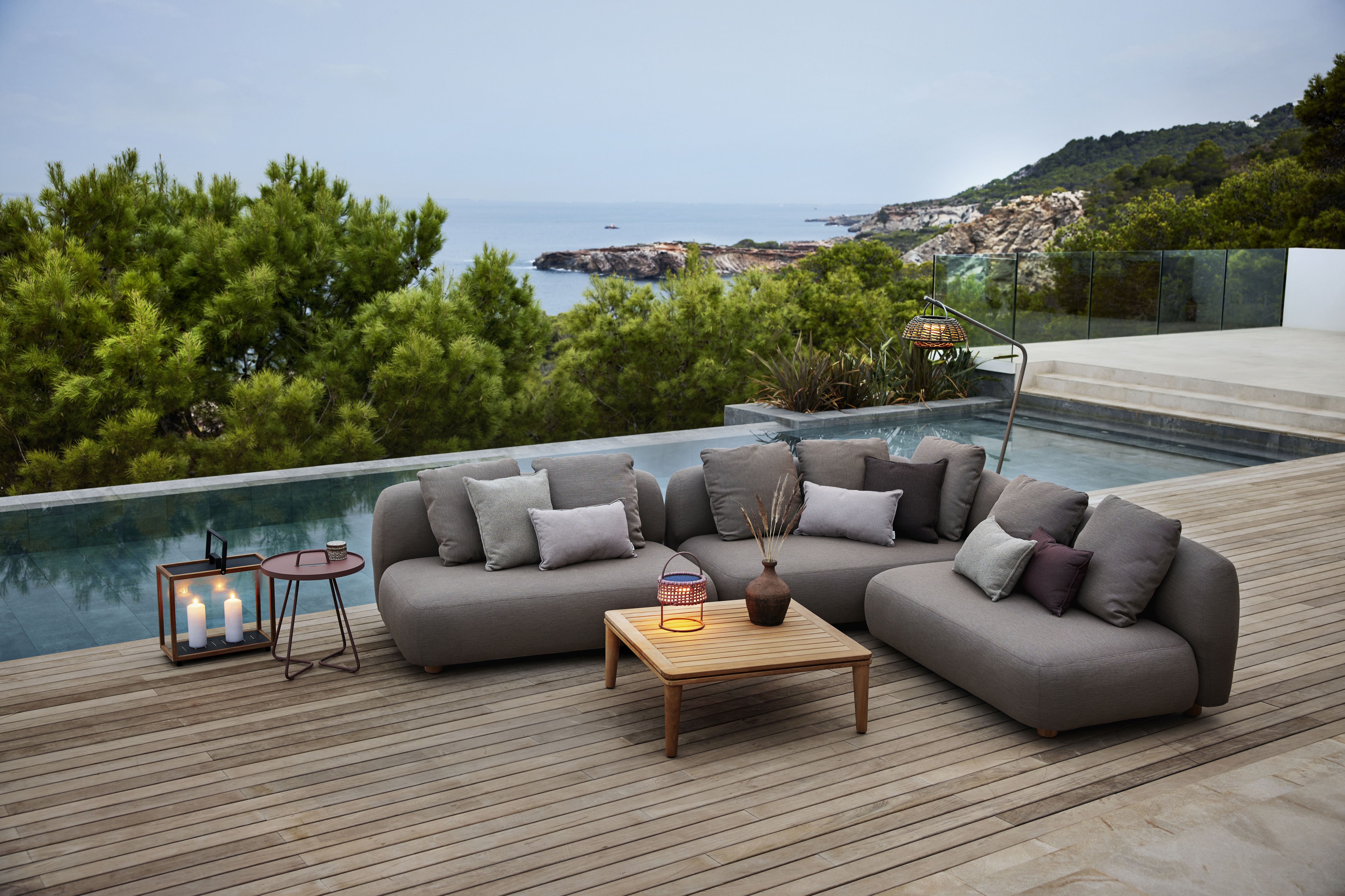 Capture Outdoor Coffee Table Cane-Line 
