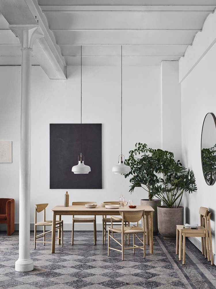 Drawn HM3 Chair without Armrests AndTradition