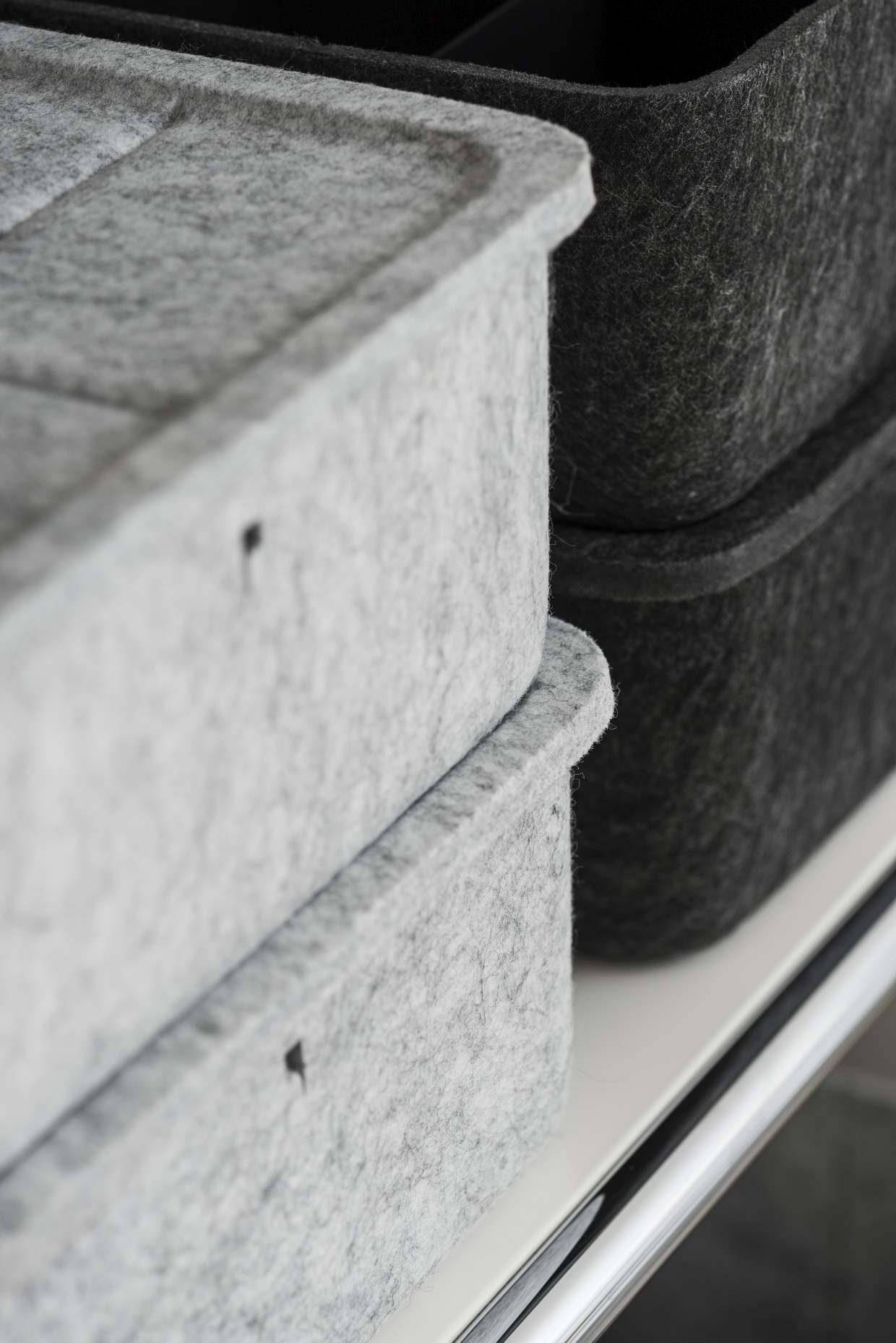 USM Haller Inos Box high with tray