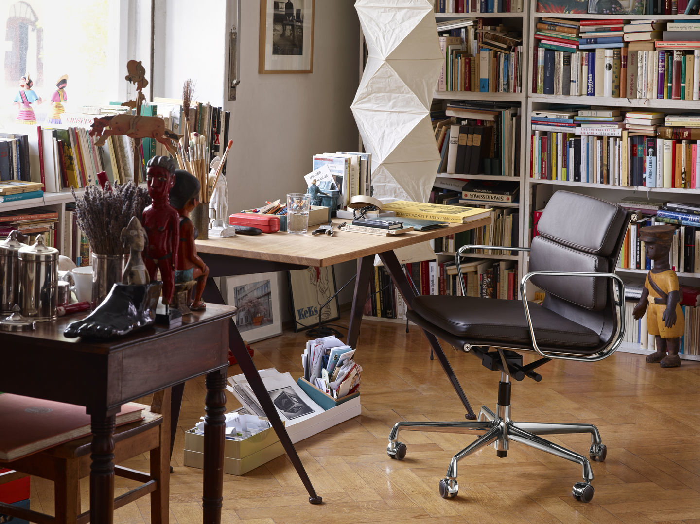 Soft Pad Chair EA217 / EA 217 Armchair Vitra