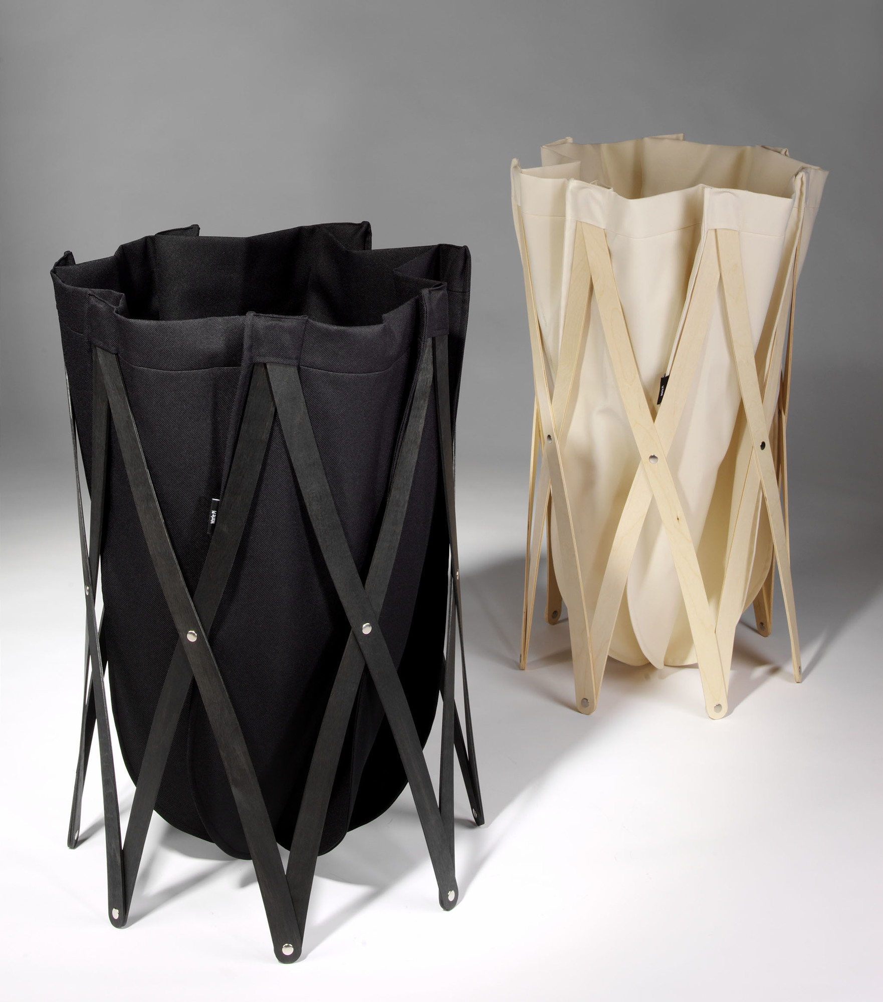 Marie Pi laundry basket BEIGE / PLYWOOD BLACK Klein & More SINGLE PIECE