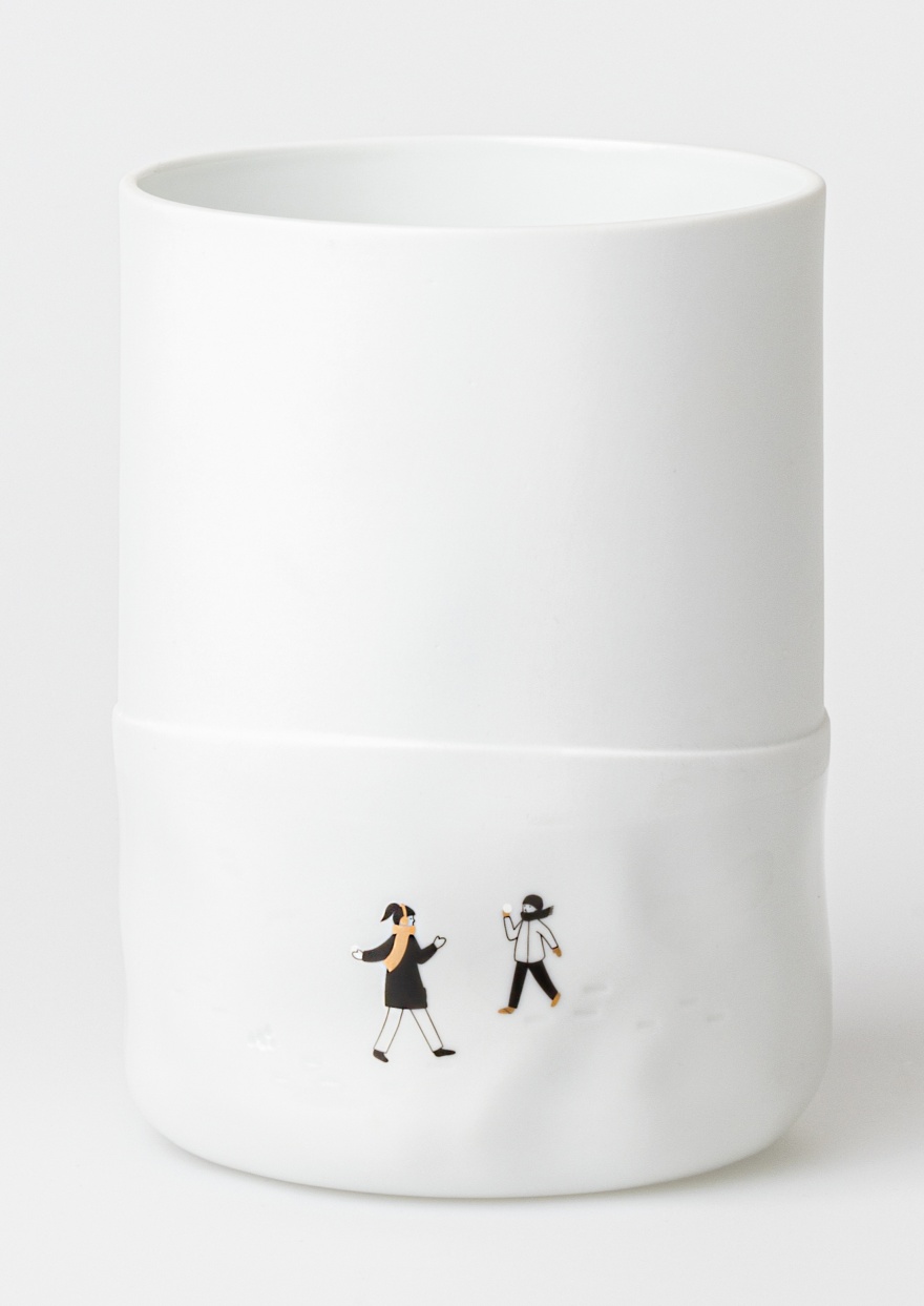 Snow day vase snowball fight wheels 