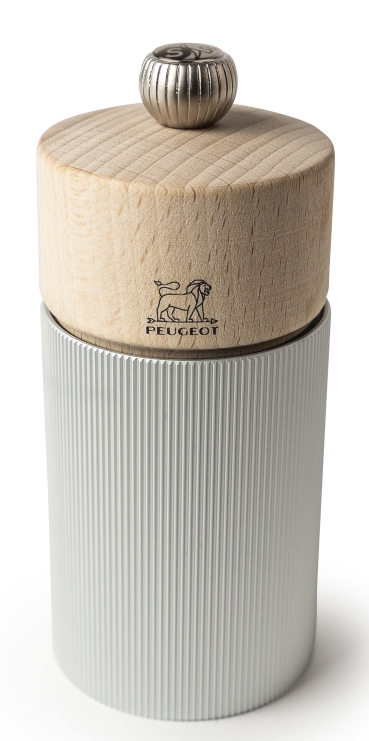 Peugeot Line Salzmühle aus Aluminium und Holz, 12 cm hoch, für Küche und Tisch.