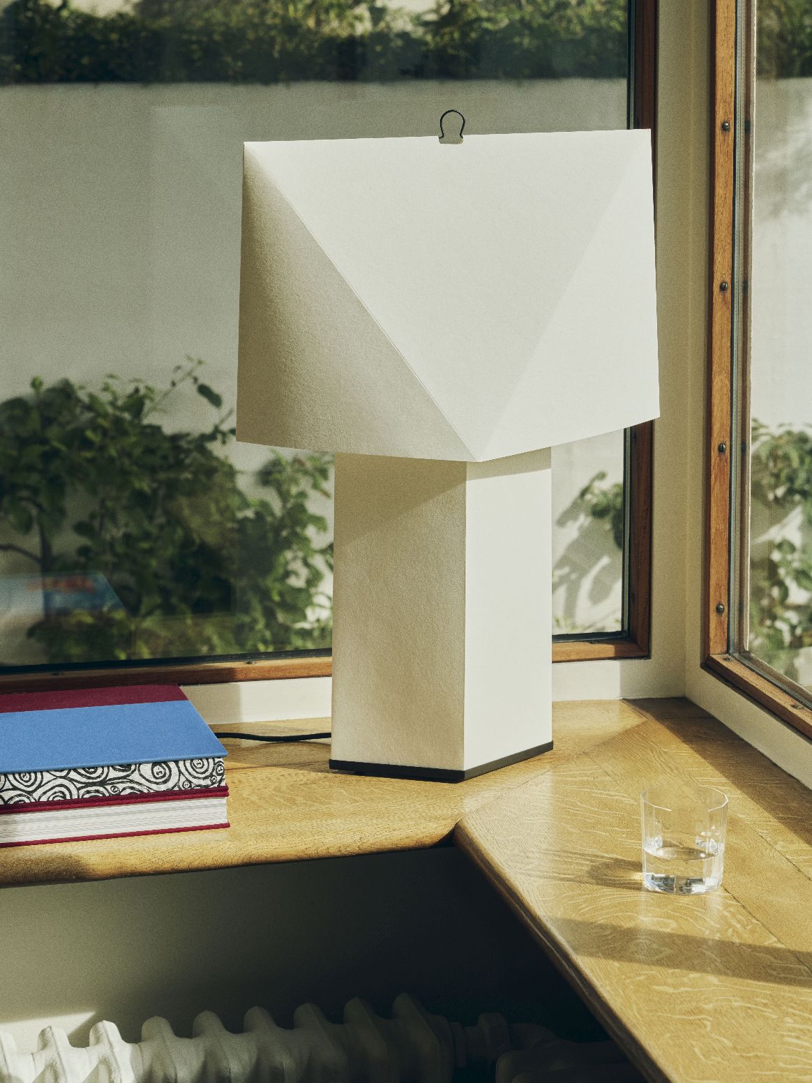 Aplat table lamp HAY