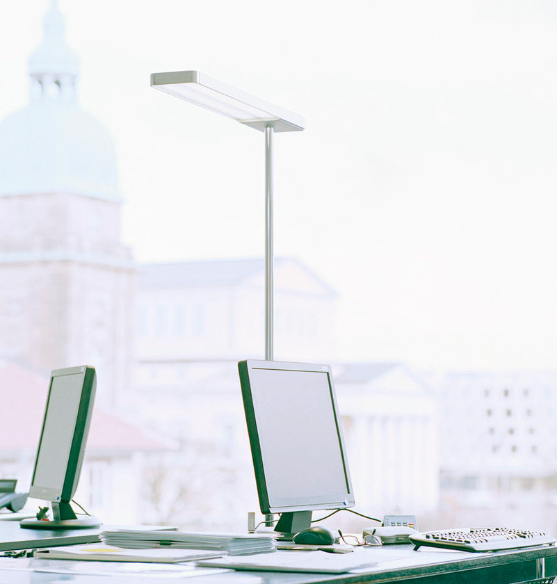 SLICE² Table Lamp Furniture shiny chrome Serien Lighting