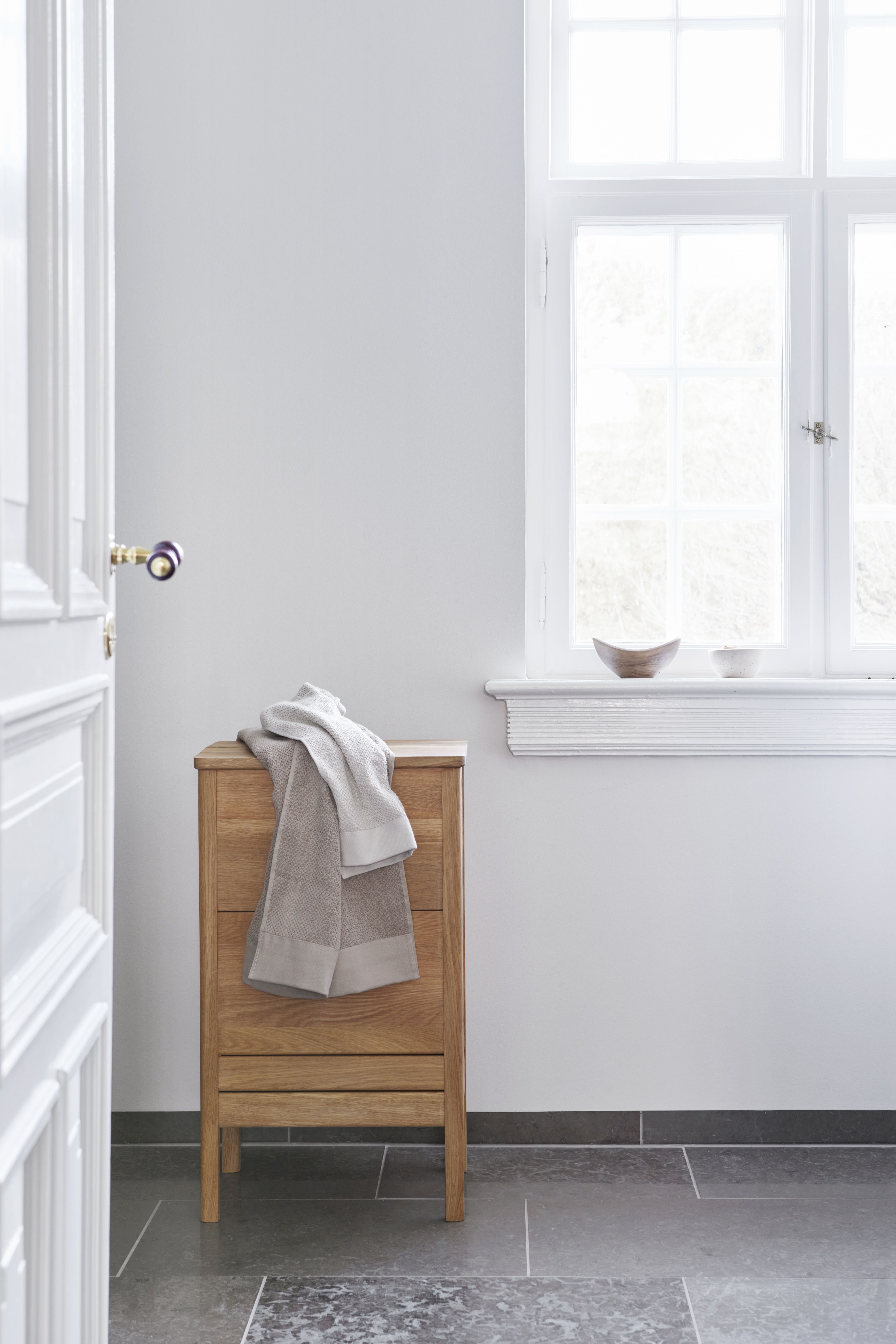 A Line Laundry Box Oak Oiled Form & Refine