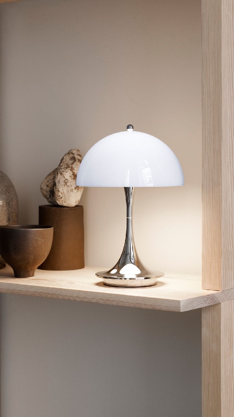 Panthella 160 Portable V3 rechargeable LED table lamp indoor/outdoor Louis Poulsen Opal blue-grey