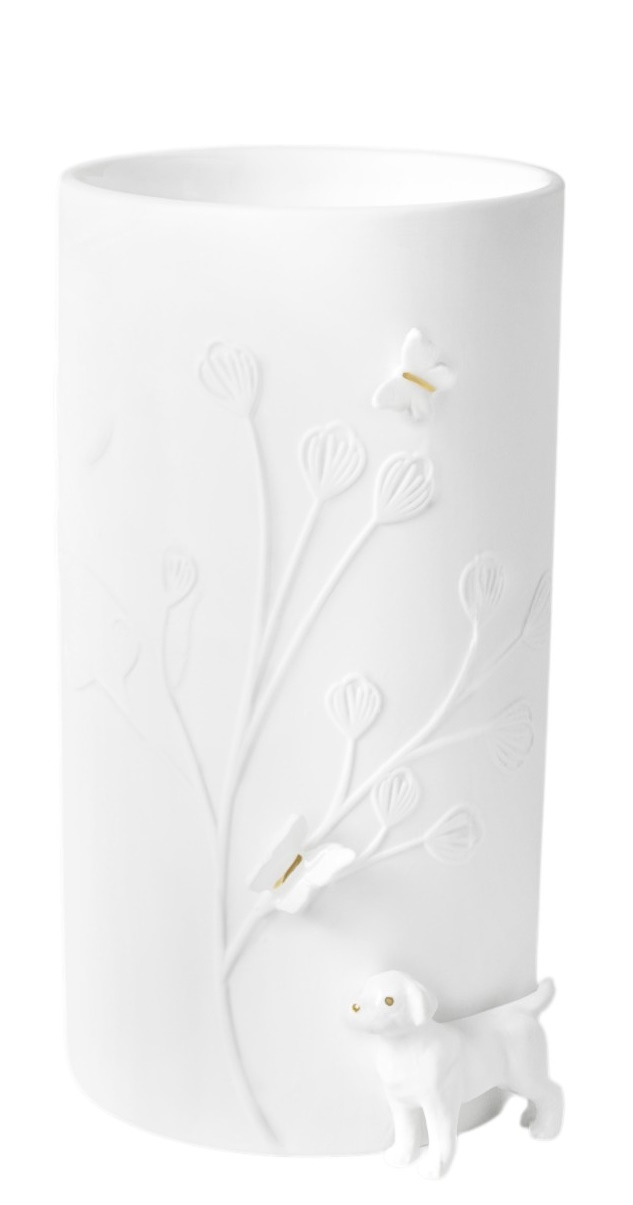 Vase dog standing wheels