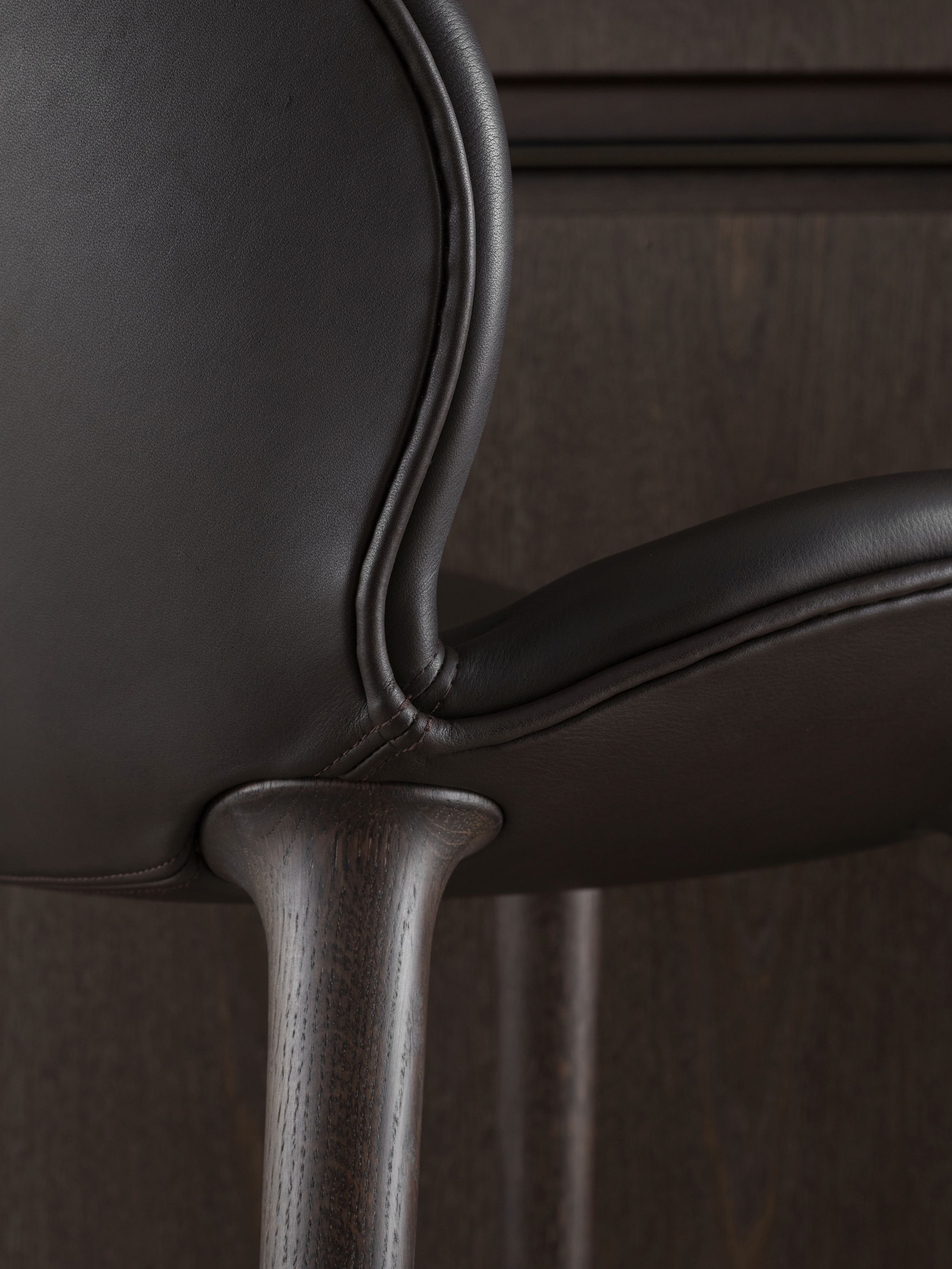Lodge counter stool dark oak / leather dark brown Vipp