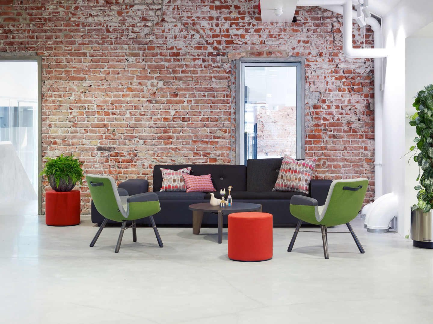 East River Chair Vitra